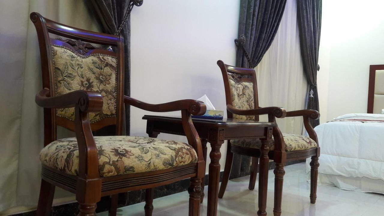 אל חובר Ashbilia Suites מראה חיצוני תמונה